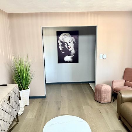 Delightful 3 Bedroom Home Индианаполис Екстериор снимка